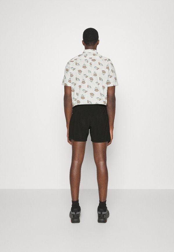 STRIDER PRO  - Outdoor shorts4