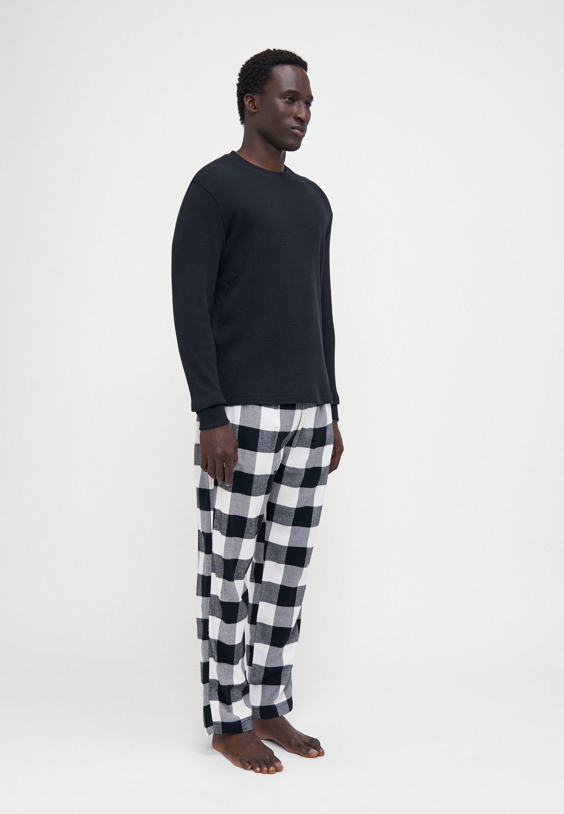 Hollister Co. Long-Sleeve Waffle T-Shirt \u0026 Flannel Pajama Pants Set -  Pigiama - black/white/nero - Zalando.it