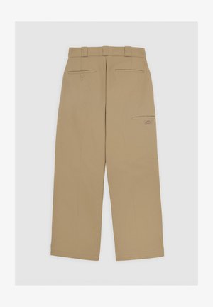 Tan broek met een rechte pijp, twee achterzakken en een zijzak. Gemaakt van duurzaam materiaal met een knoop- en ritssluiting.