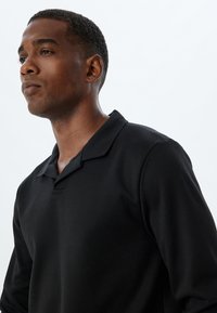 Koton POLO NECK - Striktrøje - black