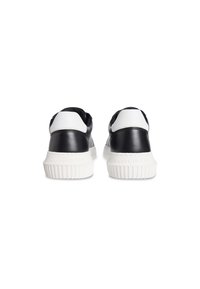 Calvin Klein Jeans CHUNKY CUPSOLE MONO - Sporta apavi - black/bright white