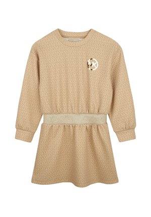 Robe beige à manches longues avec taille élastique et motif MK subtil et répétitif, avec un petit logo rond MK sur la poitrine.
