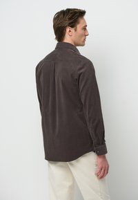 PROFUOMO REGULAR FIT - Hemd - brown