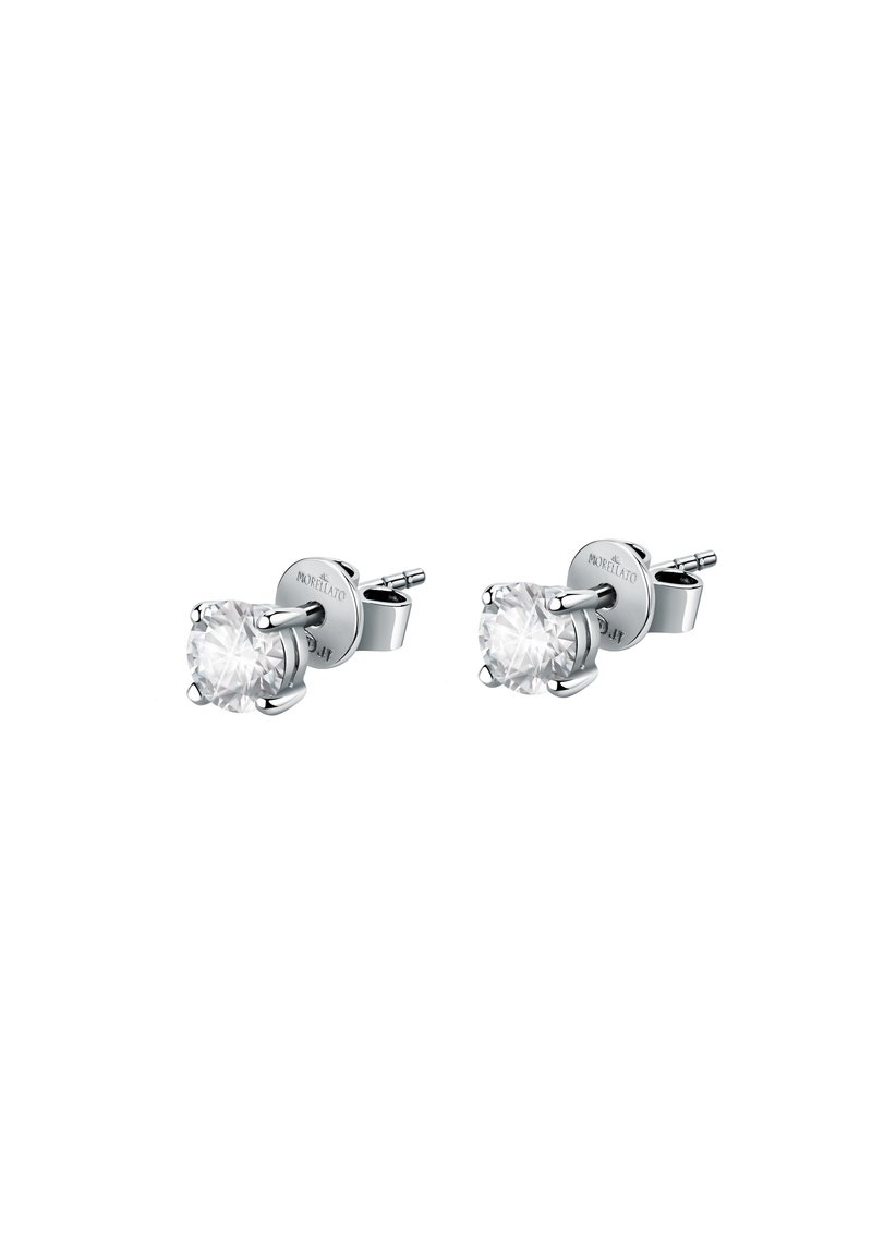 Orecchini a bottone in argento sterling con pietre rotonde in zirconia cubica trasparente incastonate in montature a quattro griffe, con una finitura lucida.