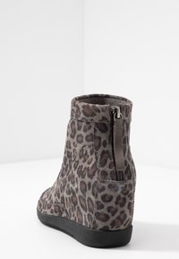 Shoe The Bear Ankle boot