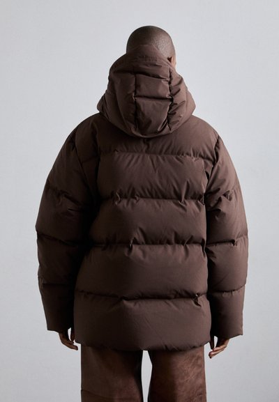 Holzweiler BESSEGGEN JACKET - Dunjacka - dark brown