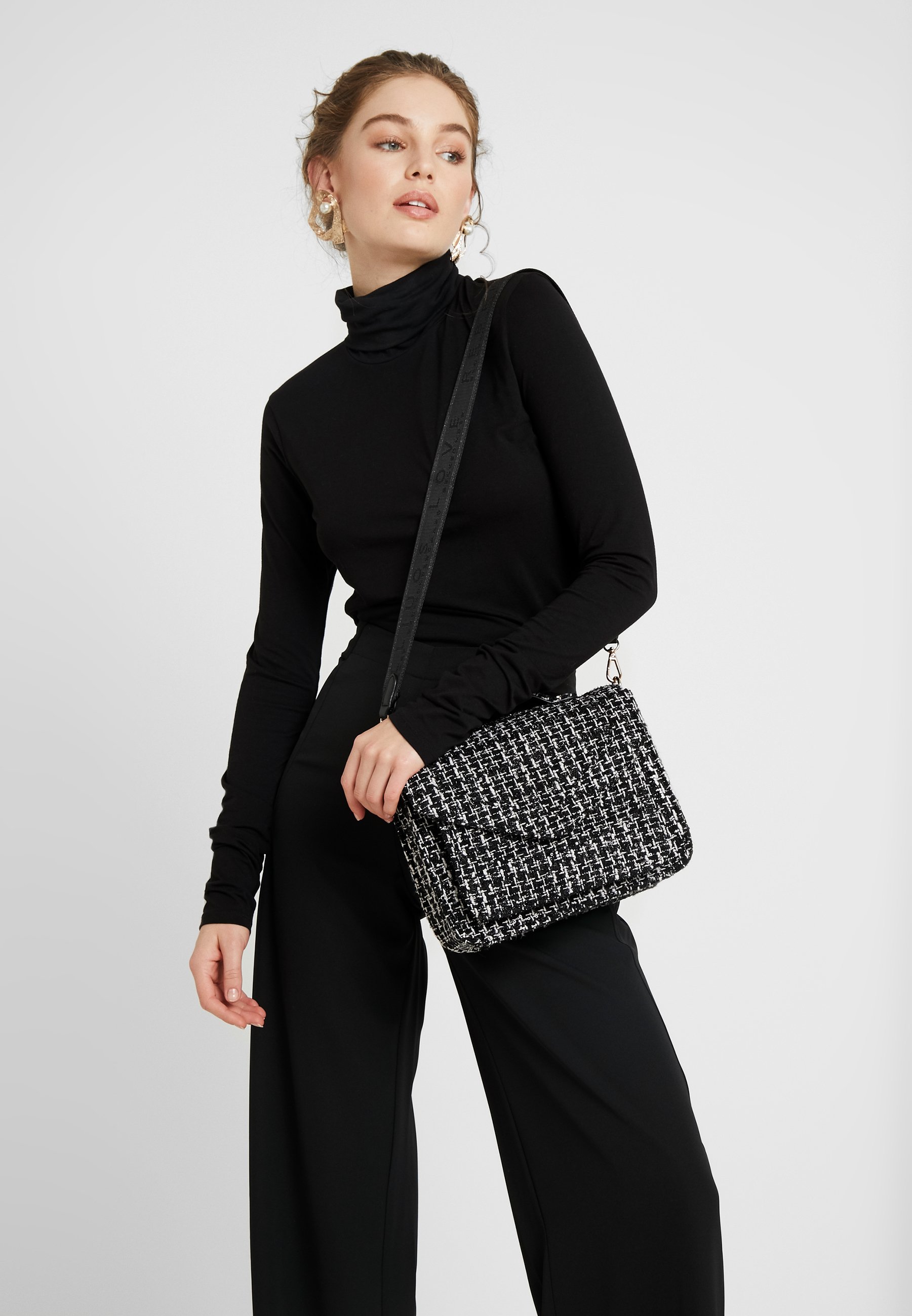 Becksöndergaard ASKA MARA BAG Skulderveske blacksvart Becksöndergaard BLAKIA MARA BAG Håndveske blacksvart
