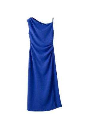 Vestido midi asimétrico azul sin mangas con una fina tira en el hombro y detalle de tela fruncida en el lado derecho.