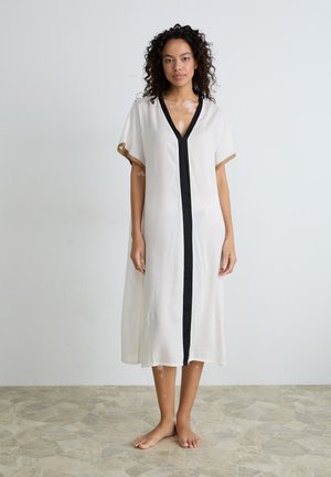 BOSS Beach accessory - open white