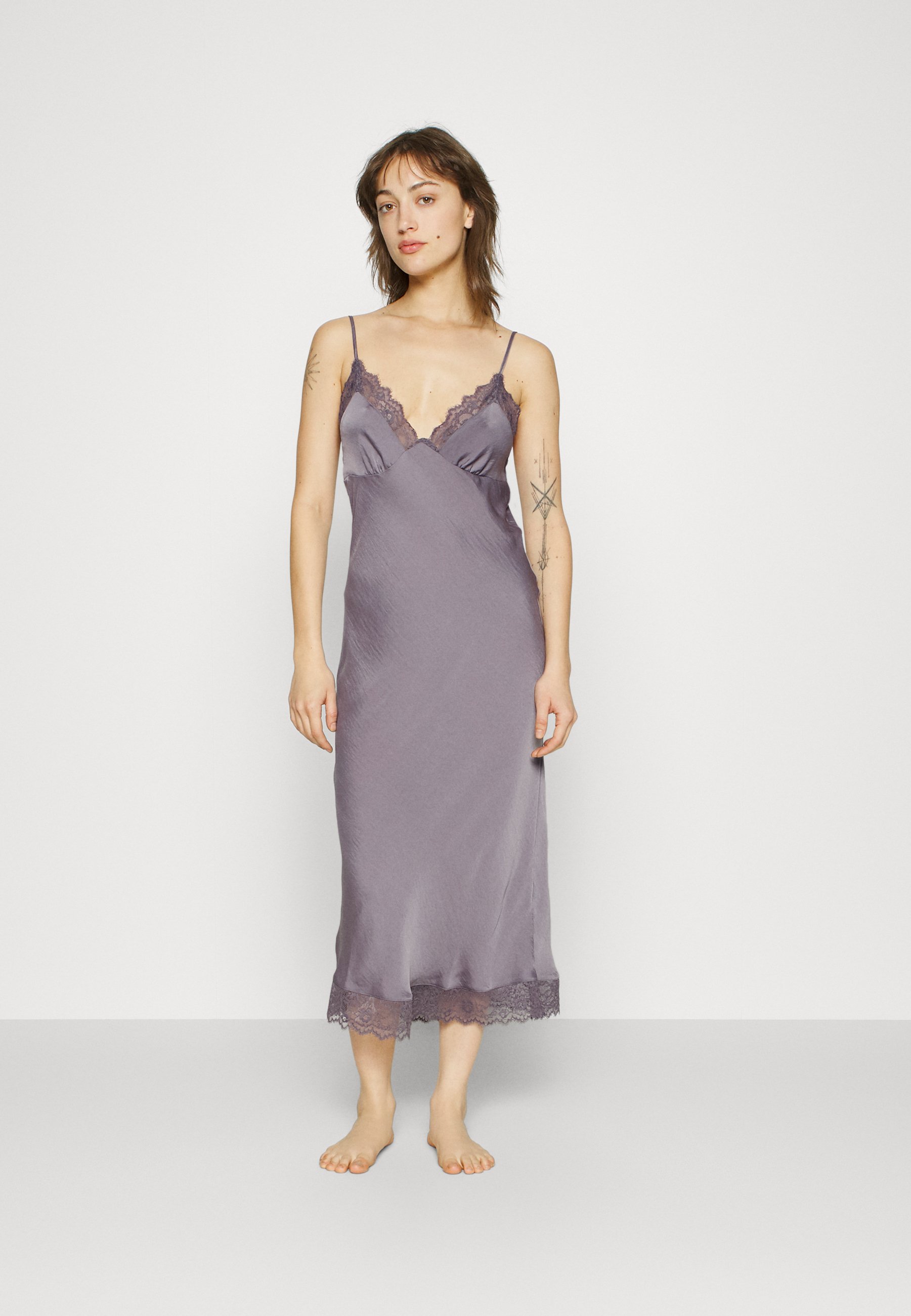 Robe Anna Field Fluide Gris-kaki - Taille 40, Manches Longues, Idéale Pour Mi-saison