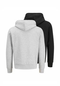Sudaderas en mezcla de algodón gris y negro, con cordones y bolsillos frontales. Ambas tienen puños y dobladillos acanalados con una textura suave.