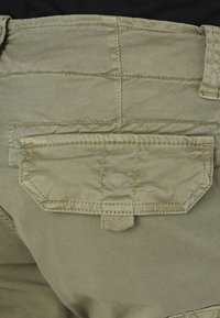 Alpha Industries CREW - Šortai - light olive