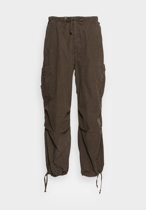 OVERSIZED PARACHUTE PANTS - Pantalon cargo - khaki