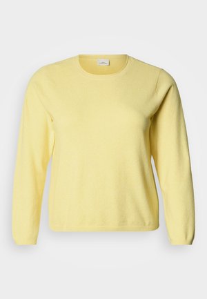 Rumeno pulover z dolgimi rokavi, okrolim izrezom, mehko teksturo in ribastimi manšetami. Minimalističen dizajn, brez vidnih vzorcev ali poudarkov.