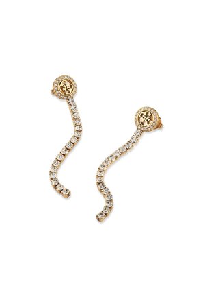 Orecchini in oro con un design ondulato, caratterizzati da una fila di cristalli trasparenti e accenti di gemme circolari nella parte superiore.