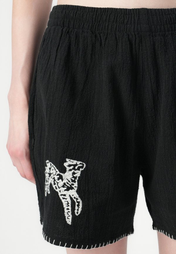 RITUAL SHORT - Shorts4