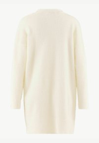 Długi rękaw, luźny sweter z miękkiego, kremowego materiału, z teksturowaną, puszystą powierzchnią i okrągłym dekoltem.