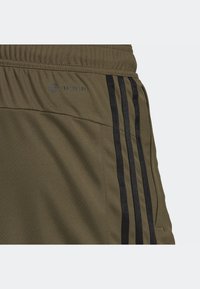 adidas Performance Urheilushortsit - olive