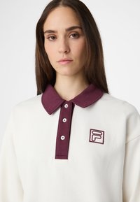 Fila APPAREL LAGRIO - Pitkähihainen paita - egret fig