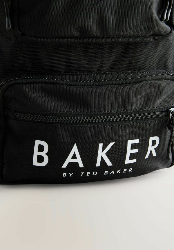 DOUBLE POCKET – Schulranzen