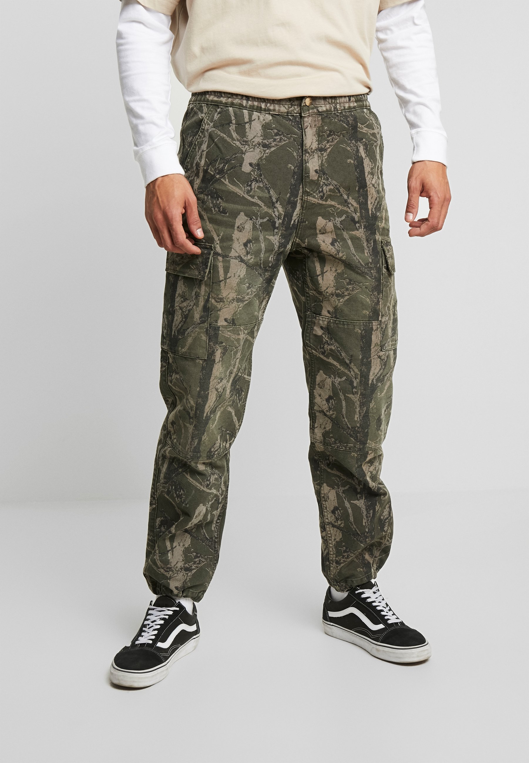 carhartt camo trousers
