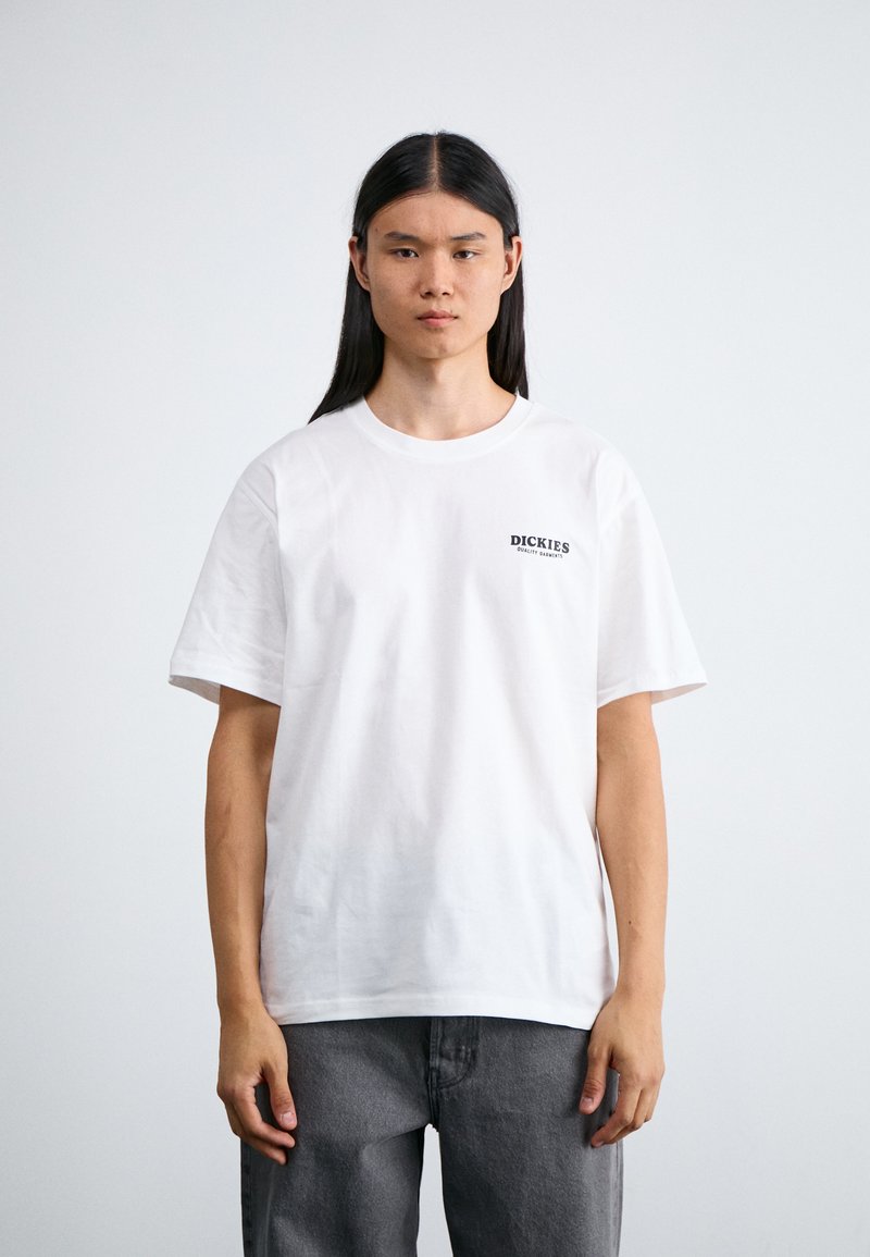 Dickies CHINCOTEAGUE ISLAND TEE - Apdrukāts T-krekls - white
