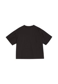 Zwarte korte mouwen cropped t-shirt met een ronde halslijn, plat weergegeven met de achterkant naar voren op een witte achtergrond.