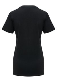 Polo shirt in cotone nero, maniche corte, colletto classico, texture liscia, forma aderente, design semplice senza motivi o dettagli.