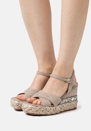 Sandalias con plataforma - taupe