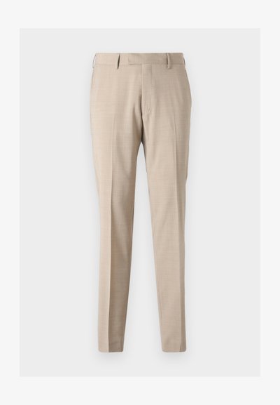 Beige tapered bukser laget av lett stoff, med frontfolder, to sidelommer og en jevn tekstur.