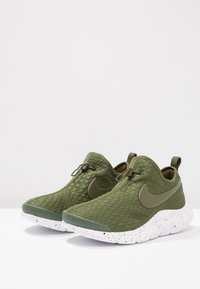 Nike Sportswear Sneakers - olive