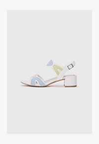 Επιλέχθηκε, white