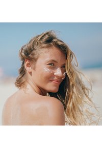Thumbnail Image 2