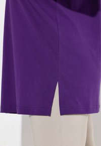 Ulla Popken PLUS SIZE V-NECK TEE  - T-Shirt basic - deep violet