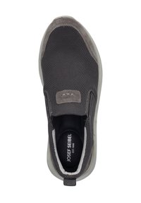 Grau Slip-On Sneaker mit Mesh-Obermaterial und Wildlederelementen, ausgestattet mit einem gepolsterten Kragen und Logodetail auf der Zunge. Leichtes Sohlen-Design.