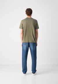 Tommy Hilfiger CHEST INSERT TEE - Camiseta estampada - green