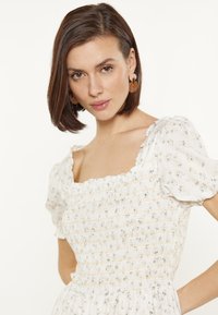 usha Maxi šaty - multicolor white