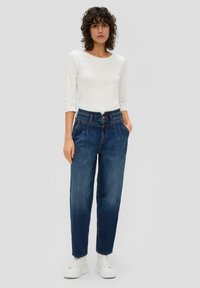 s.Oliver KAROLIN HIGH RISE - Jeans Tapered Fit - dunkelblau