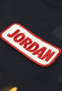 Jordan DEEP DISH - T-shirt imprimé - black