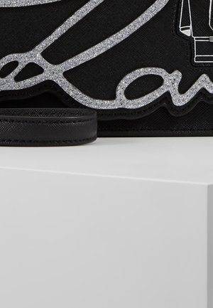 Umhängetasche - black