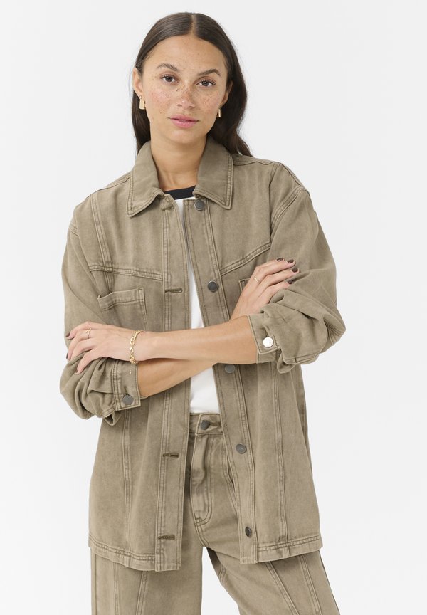 KARANIA - Jeansjacke