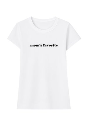 Bílé tričko s krátkým rukávem s černým nápisem "mamčin oblíbenec" uprostřed na přední straně.