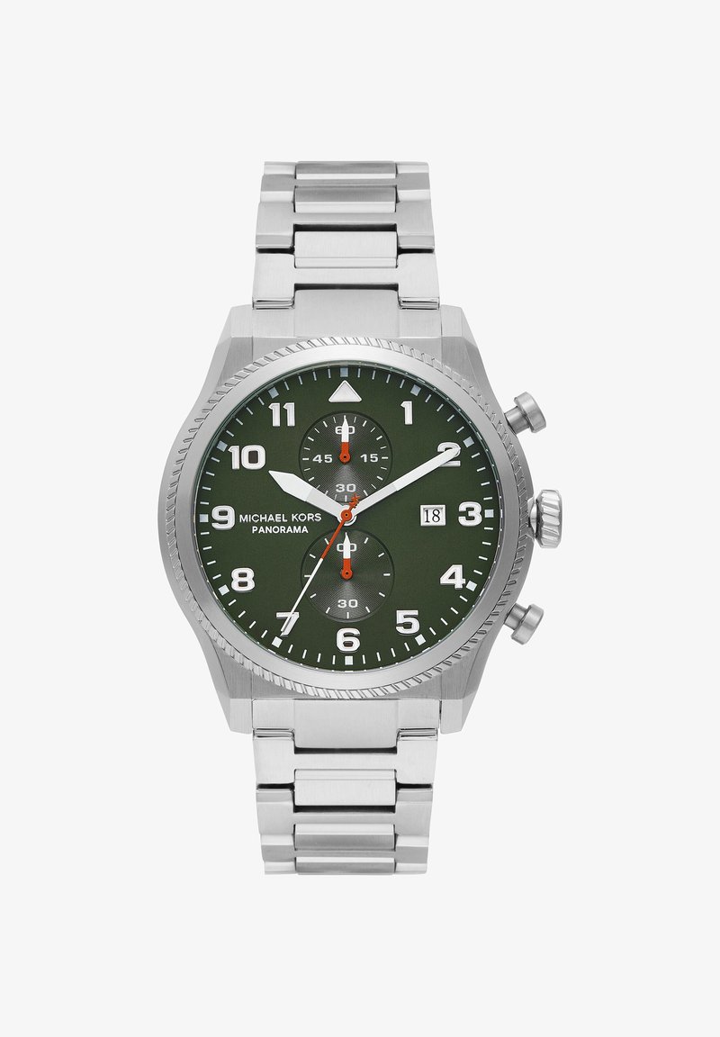 Srebrny metalowy zegarek naręczny z chronografem, zieloną tarczą, białymi cyframi, dwoma małymi tarczami, okienkiem daty na godzinie 3 oraz trzema wskazówkami, w tym czerwoną wskazówką sekundową.