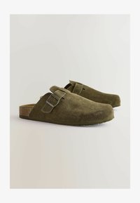 Unselected, khaki green