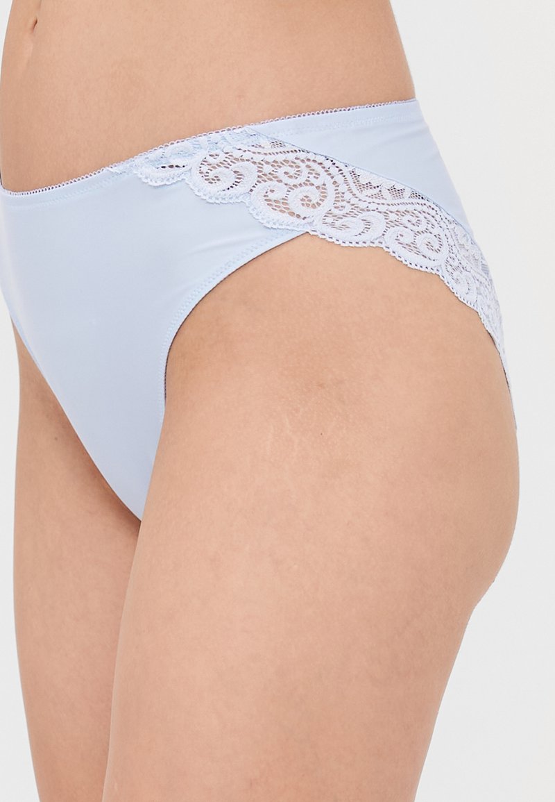 Biancheria intima Triumph per donna | Collezione 2025