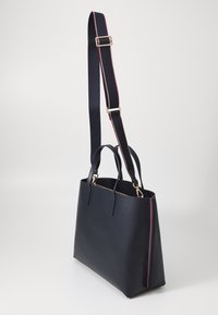Tommy Hilfiger DISTINCT SATCHEL - Shopping bags - space blue