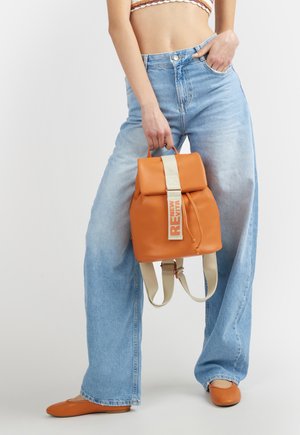 Miriade, ZAINO OLIVE. - Rucksack - arancione