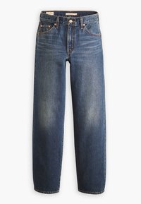 Jean droit bleu en denim avec fermeture par bouton et zip, poches avant et arrière, et subtils détails délavés sur les cuisses.