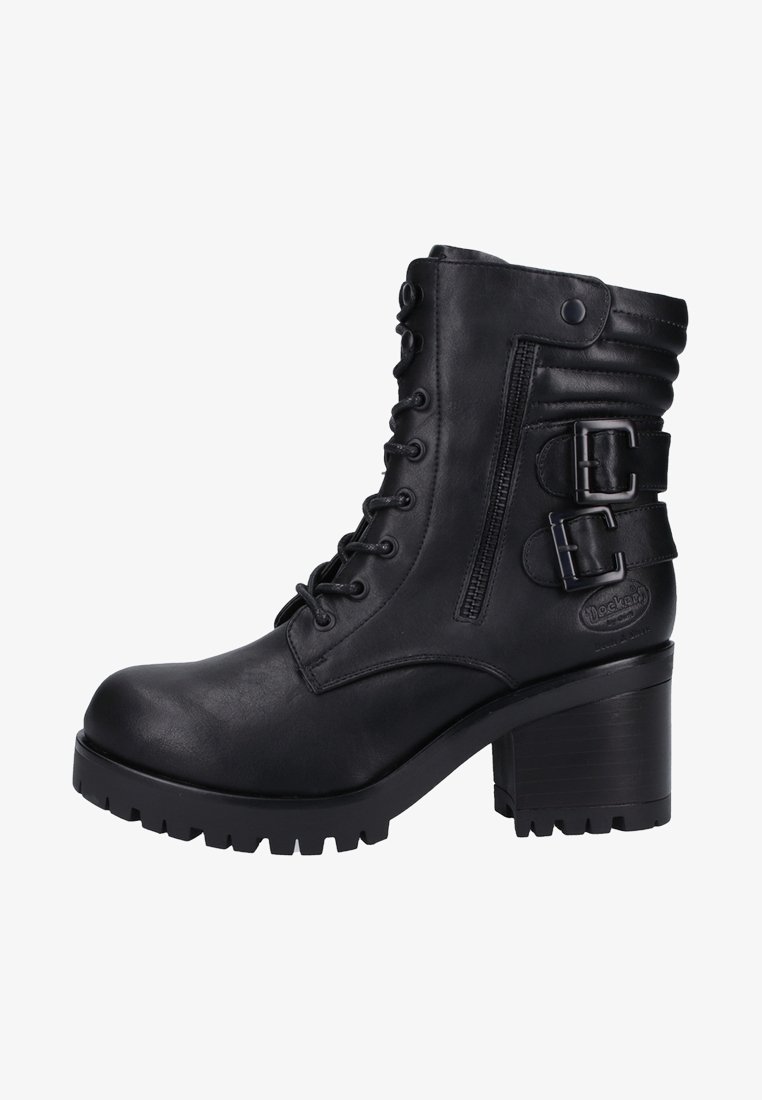 Bottine en cuir noir avec fermeture à lacets à l'avant, fermeture éclair, accents de boucle, et talon épais; surface texturée, semelle extérieure robuste, et design de soutien.