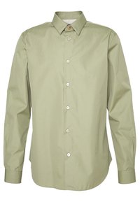 Camicia verde a maniche lunghe con bottoni, realizzata in cotone morbido, con colletto classico e bottoni bianchi, e orlo leggermente curvo.